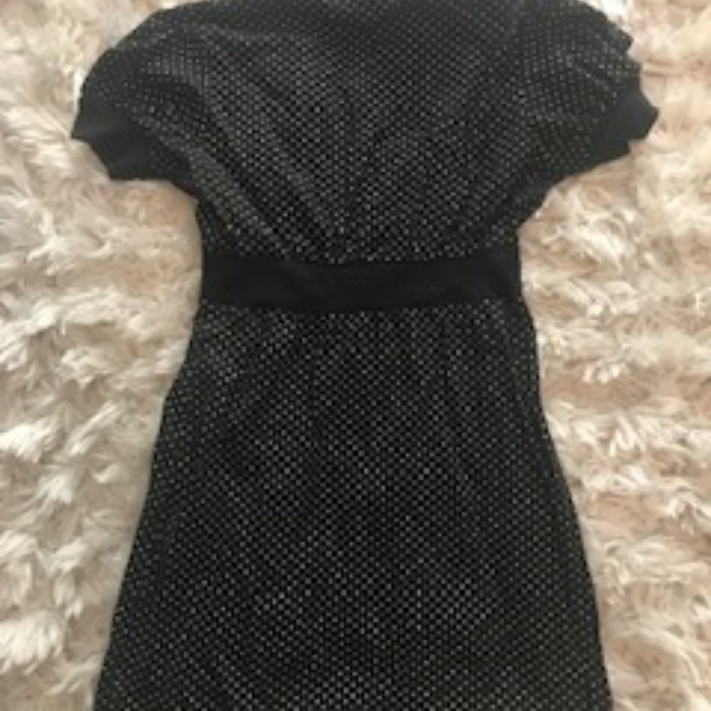 Dress - Picture 4 of 4